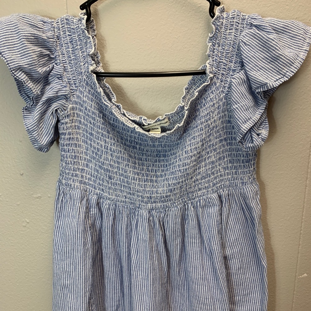 American Eagle off the shoulder top